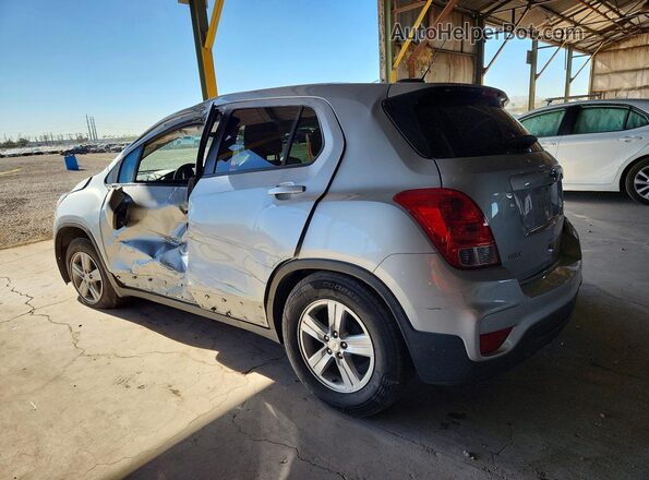 3GNCJKSB2LL285948 2020 CHEVROLET TRAX Silver Tył lewy