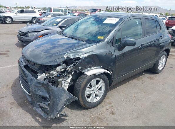 3GNCJKSB3LL222129 2020 CHEVROLET TRAX Gray Widok z przodu