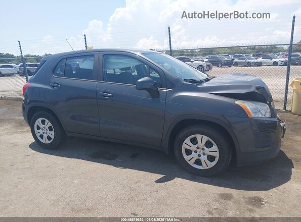 3GNCJKSB4GL277811 2016 CHEVROLET TRAX Gray Вид задньої частини салону