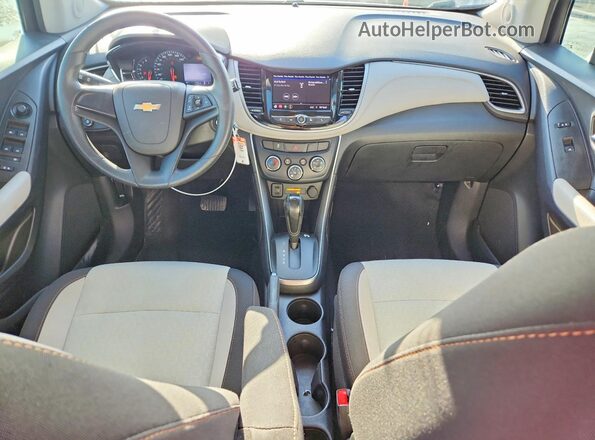 3GNCJKSB5LL148115 2020 CHEVROLET TRAX White Widok deski rozdzielczej
