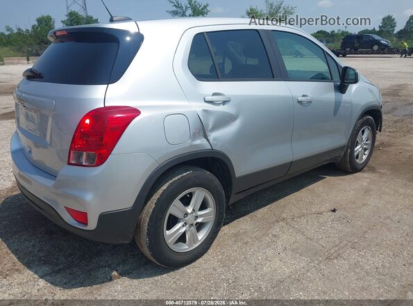 3GNCJKSB5LL209902 2020 CHEVROLET TRAX Silver Trasero derecho