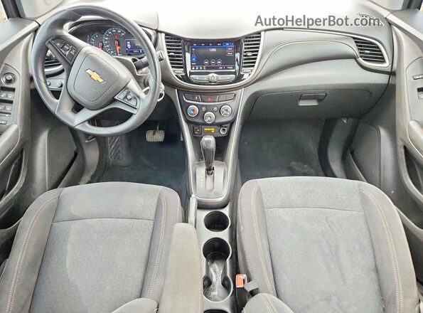 3GNCJKSB6LL221864 2020 CHEVROLET TRAX Gray წინა პანელის ხედი