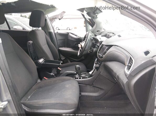 3GNCJKSB7LL294564 2020 CHEVROLET TRAX Gray Vista interior delantera