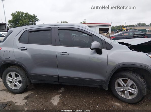 3GNCJKSB7LL294564 2020 CHEVROLET TRAX Gray Vista interior trasera