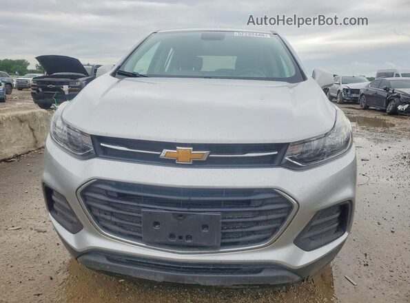 3GNCJKSB8LL341875 2020 CHEVROLET TRAX Silver Front view