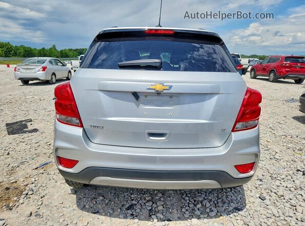 3GNCJLSB0HL285976 2017 CHEVROLET TRAX Silver Widok z tyłu