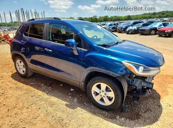 3GNCJLSB0LL309637 2020 CHEVROLET TRAX Синий Передняя правая четверть