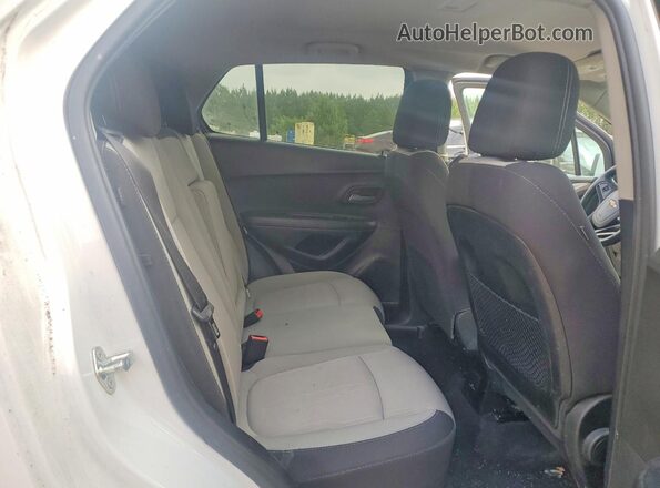 3GNCJLSB1GL161004 2016 CHEVROLET TRAX White Widok tylnych siedzeń