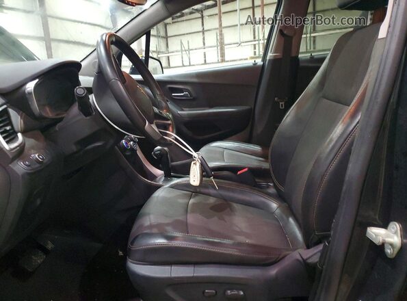 3GNCJLSB1JL384263 2018 CHEVROLET TRAX Черный Вид салона спереди