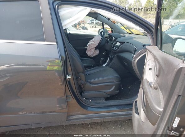 3GNCJLSB1KL286528 2019 CHEVROLET TRAX Серый Вид салона спереди