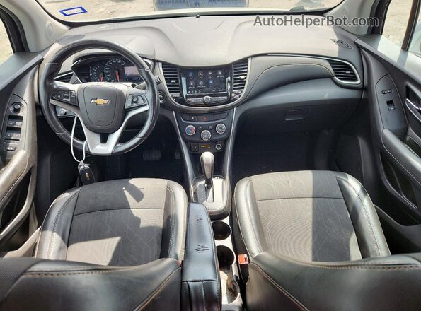 3GNCJLSB1KL374317 2019 CHEVROLET TRAX Silver Առջևի վահանակի տեսք
