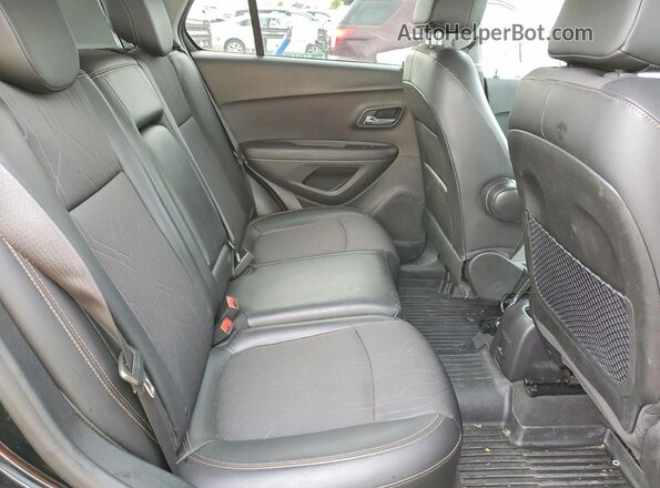 3GNCJLSB1LL110001 2020 CHEVROLET TRAX Черный Вид задней части салона