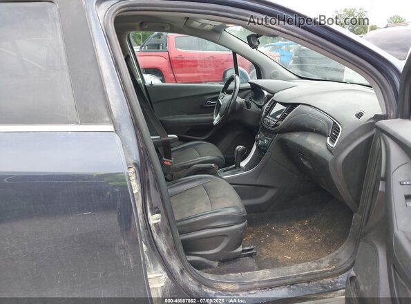 3GNCJLSB2KL217640 2019 CHEVROLET TRAX Blue Front interior view
