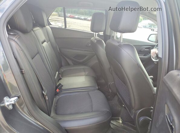 3GNCJLSB2KL308732 2019 CHEVROLET TRAX Gray Widok wnętrza z tyłu