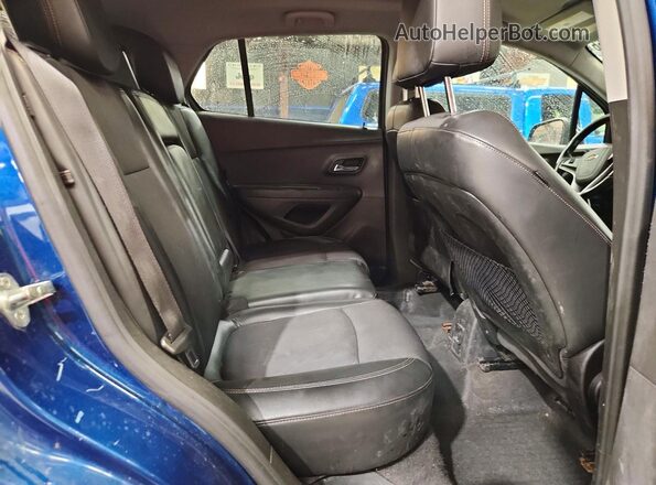 3GNCJLSB2KL348731 2019 CHEVROLET TRAX Blue Vista interior trasera