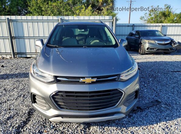 3GNCJLSB2LL296115 2020 CHEVROLET TRAX Gray Front view