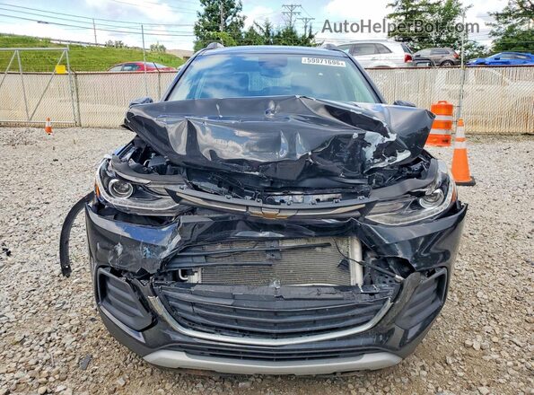 3GNCJLSB2LL343028 2020 CHEVROLET TRAX Black Front view