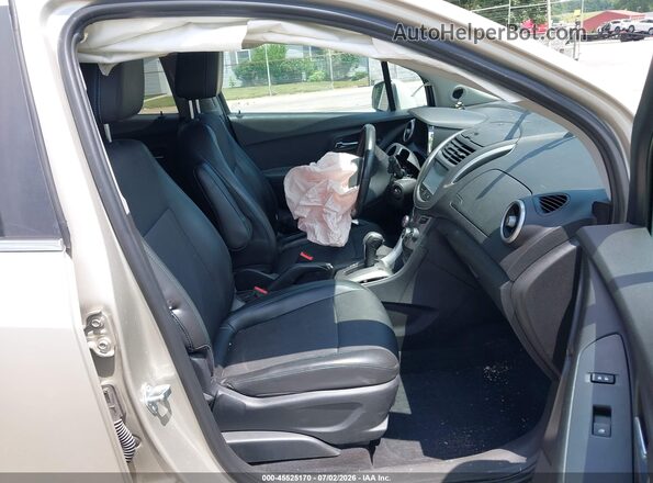 3GNCJLSB3GL274128 2016 CHEVROLET TRAX Бежевый Вид салона спереди