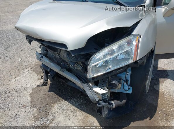 3GNCJLSB3GL274128 2016 CHEVROLET TRAX Бежевый Вид спереди