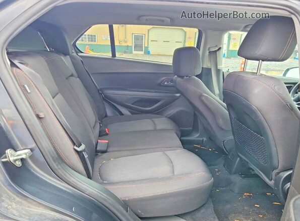 3GNCJLSB3HL186181 2017 CHEVROLET TRAX Black Widok tylnych siedzeń
