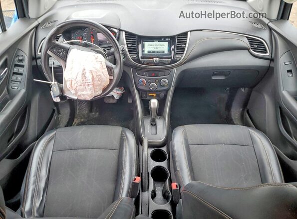 3GNCJLSB3HL237758 2017 CHEVROLET TRAX Silver Widok deski rozdzielczej
