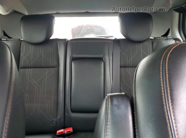 3GNCJLSB3HL237758 2017 CHEVROLET TRAX Silver Widok tylnych siedzeń