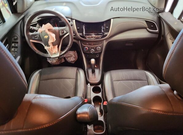 3GNCJLSB3JL391845 2018 CHEVROLET TRAX Серый Вид панели приборов