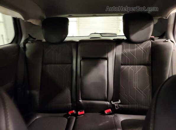 3GNCJLSB3JL391845 2018 CHEVROLET TRAX Серый Вид задних сидений