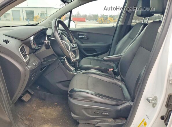 3GNCJLSB4HL267951 2017 CHEVROLET TRAX White Front interior view