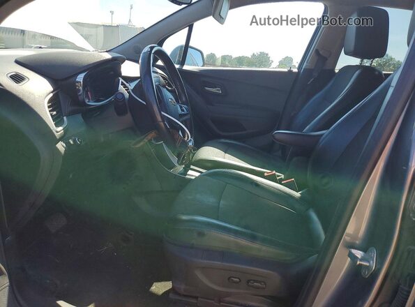 3GNCJLSB4LL267599 2020 CHEVROLET TRAX Gray Front interior view
