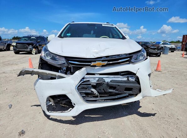 3GNCJLSB4LL335447 2020 CHEVROLET TRAX White Դիմացի տեսք
