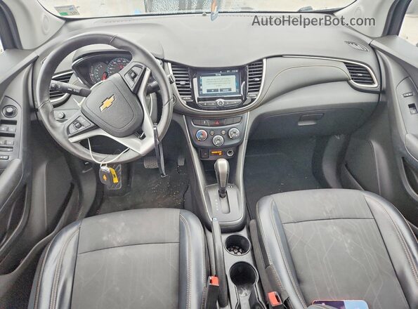 3GNCJLSB6HL140120 2017 CHEVROLET TRAX Серый Вид панели приборов