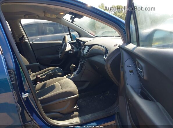 3GNCJLSB6KL338882 2019 CHEVROLET TRAX Blue Front interior view