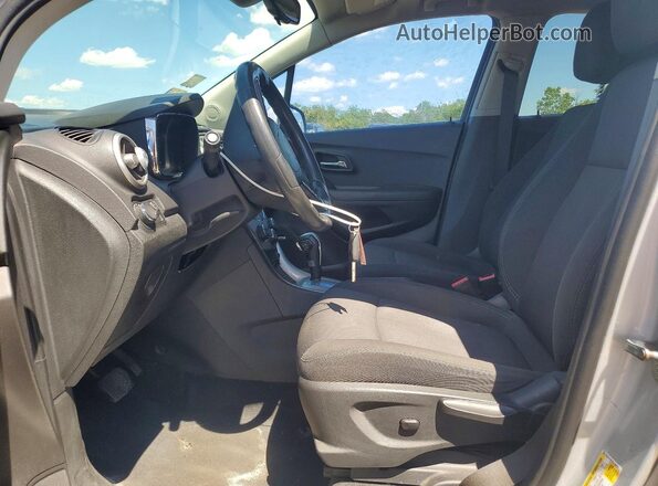 3GNCJLSB7GL184464 2016 CHEVROLET TRAX Серебряный Вид салона спереди