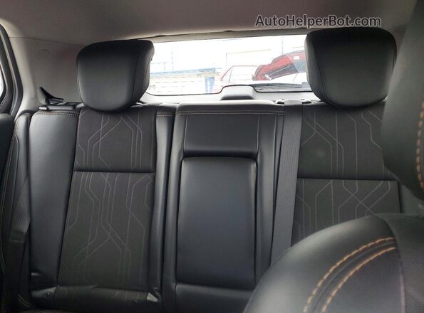 3GNCJLSB7LL143259 2020 CHEVROLET TRAX Синий Вид задних сидений