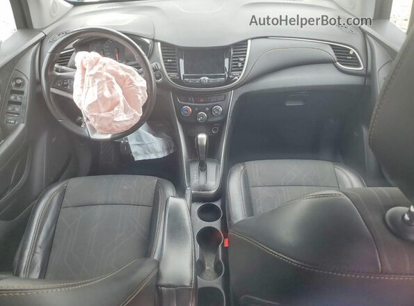 3GNCJLSB7LL143259 2020 CHEVROLET TRAX Синий Вид панели приборов