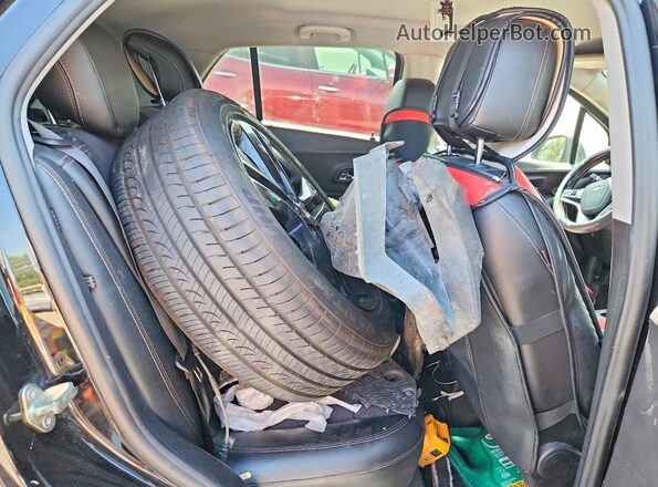 3GNCJLSB7LL147568 2020 CHEVROLET TRAX Black Вид задніх сидінь