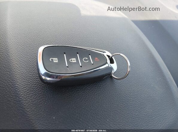 3GNCJLSB7LL207915 2020 CHEVROLET TRAX Silver Vista del salpicadero