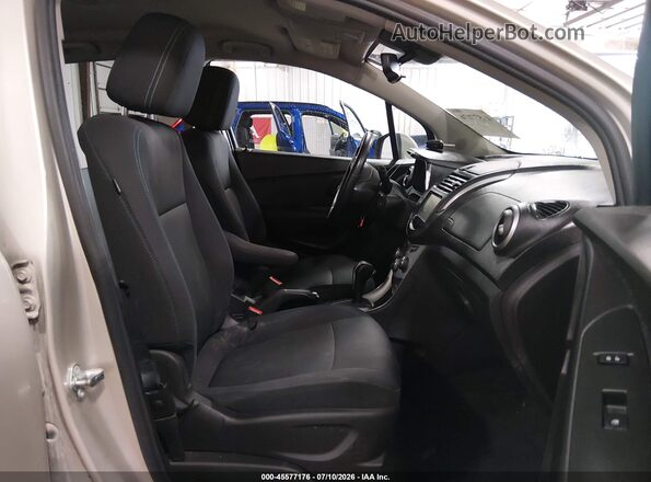 3GNCJLSB8GL248351 2016 CHEVROLET TRAX Желто-коричневый Вид салона спереди