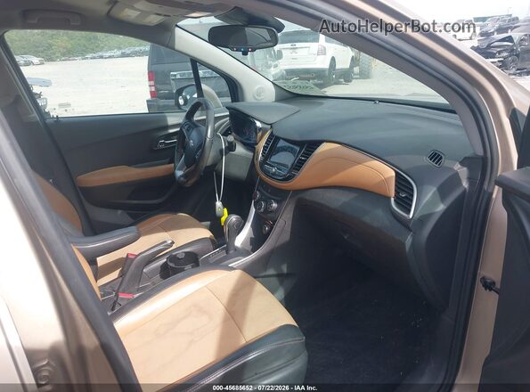 3GNCJLSB8JL169818 2018 CHEVROLET TRAX Tan Front interior view