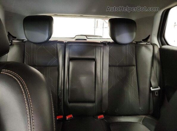 3GNCJLSB8LL146817 2020 CHEVROLET TRAX White Vista de los asientos traseros