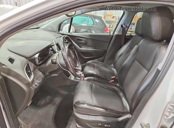 3GNCJLSB8LL146817 2020 CHEVROLET TRAX White Vista interior delantera