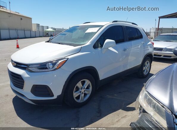 3GNCJLSB8LL223282 2020 CHEVROLET TRAX White Front left