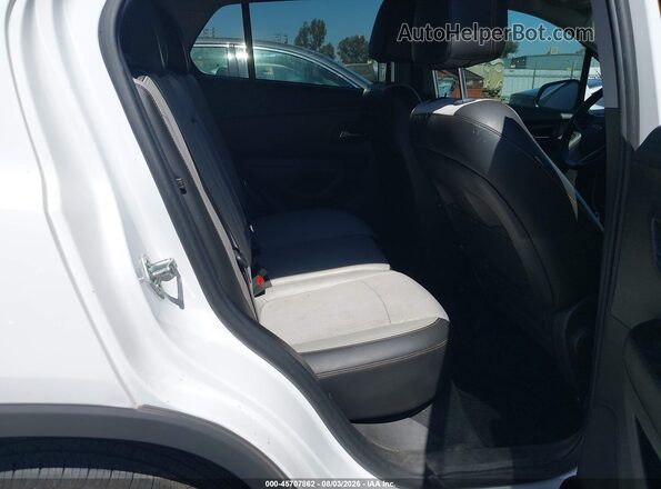 3GNCJLSB8LL223282 2020 CHEVROLET TRAX White VIN sticker view