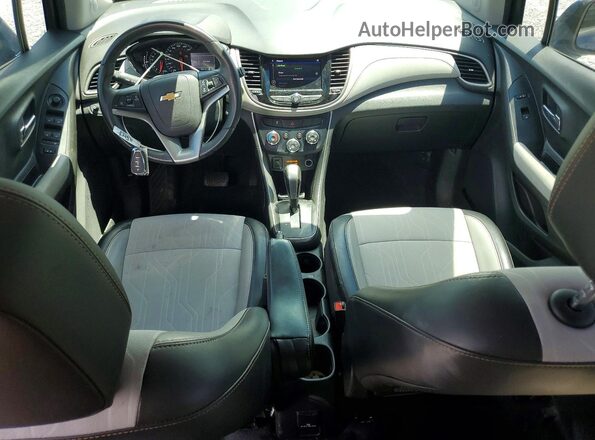 3GNCJLSB8LL233844 2020 CHEVROLET TRAX Blue წინა პანელის ხედი