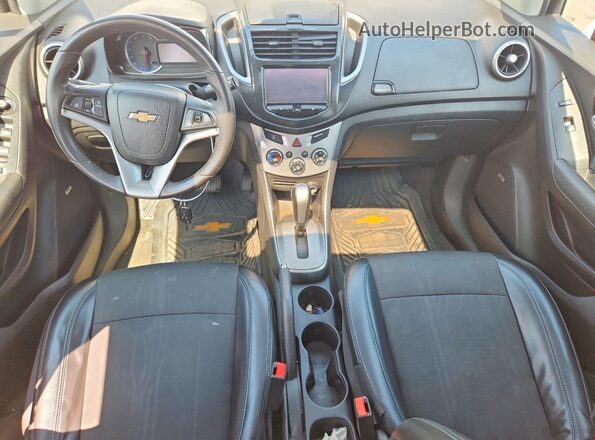 3GNCJLSB9GL268379 2016 CHEVROLET TRAX White Widok deski rozdzielczej