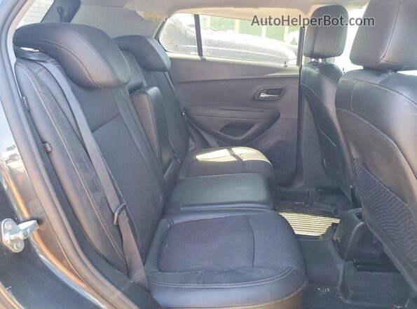 3GNCJLSB9LL191460 2020 CHEVROLET TRAX Gray Vista interior trasera