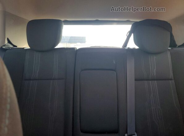 3GNCJLSBXGL267015 2016 CHEVROLET TRAX Tan Rear seats view