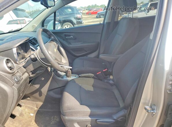 3GNCJLSBXGL267015 2016 CHEVROLET TRAX Tan Front interior view