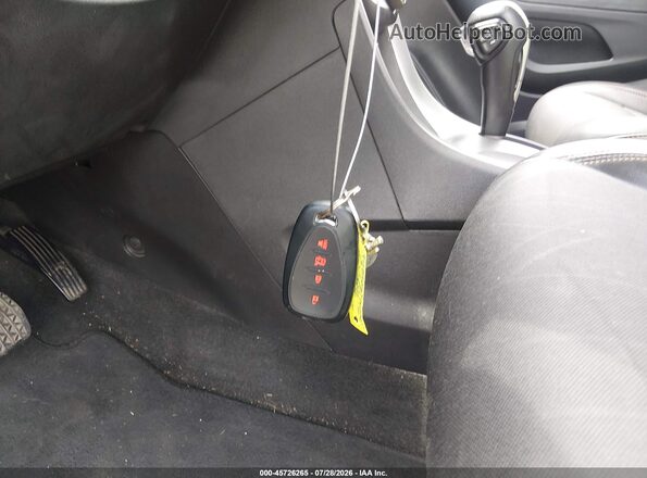3GNCJLSBXHL274483 2017 CHEVROLET TRAX Silver Widok deski rozdzielczej